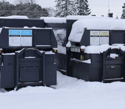 Kartonki-_ja_muovipakkausten_Rinki_piste_Rinki_punkt_for_kartong_och_plastforpackningar Kartonki-_ja_muovipakkausten_Rinki_piste_Rinki_punkt_for_kartong_och_plastforpackningar