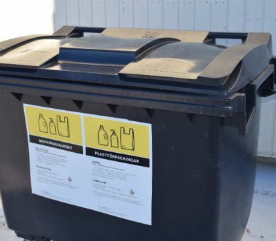 Muovipakkausten_keraysastia_Insamlingskarl_for_plastforpackningar Muovipakkausten_keraysastia_Insamlingskarl_for_plastforpackningar