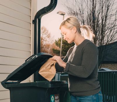 Mokkiastioiden_oikea_kaytto_Anvand_sommarstugornas_karl_ratt Mokkiastioiden_oikea_kaytto_Anvand_sommarstugornas_karl_ratt