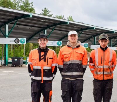 sommarjobbarna-kesätyöntekijät-banner sommarjobbarna-kesätyöntekijät-banner