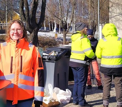 miljoona-roskapussia-en-miljon-sopppåsar-banner miljoona-roskapussia-en-miljon-sopppåsar-banner